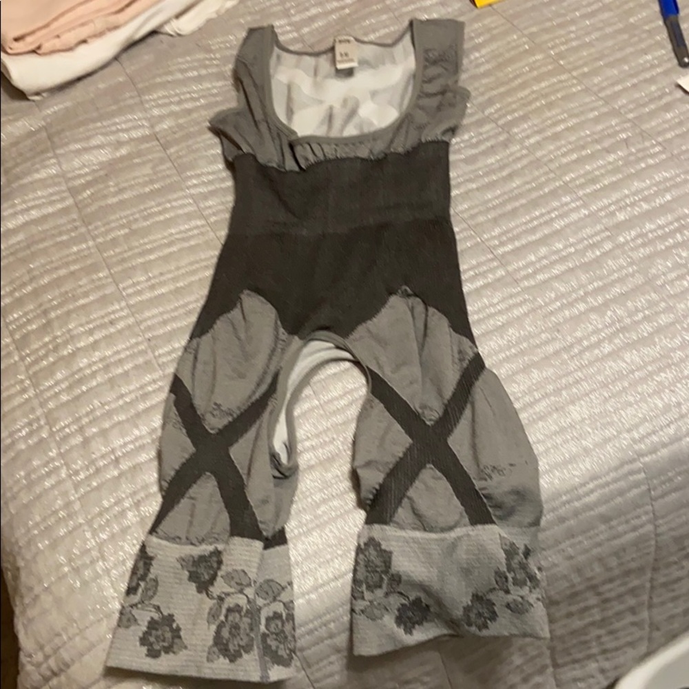 Shapewear (636)